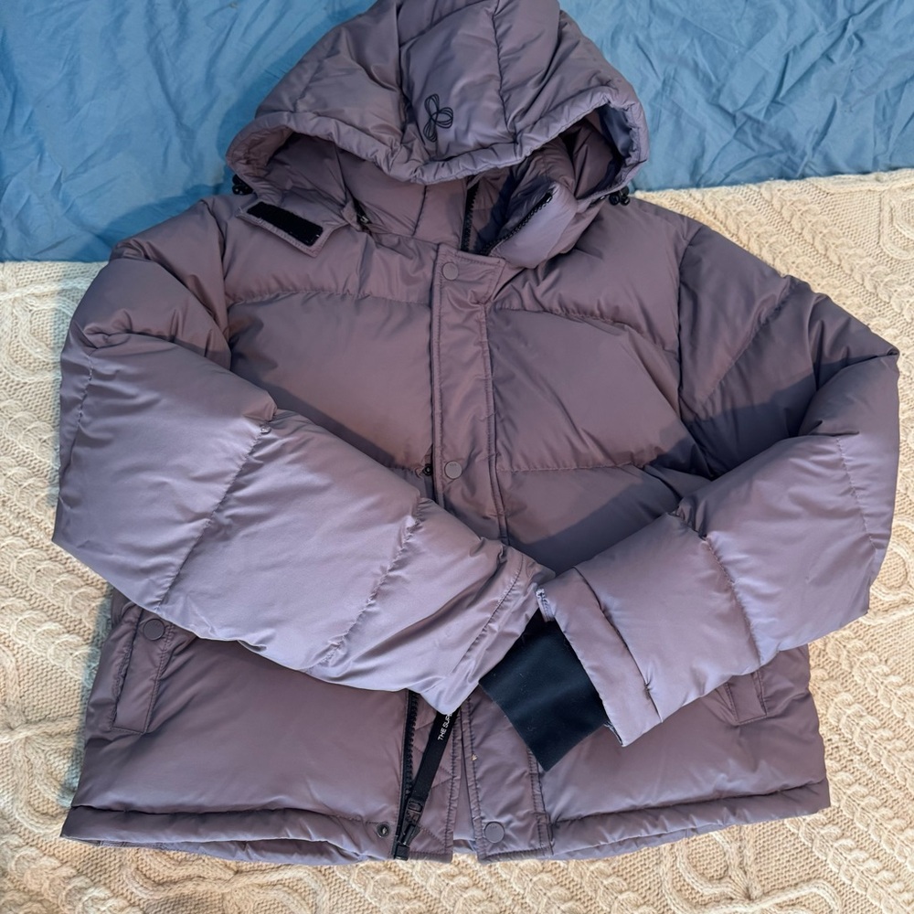 Aritzia Superpuff Light Purple Shorty M